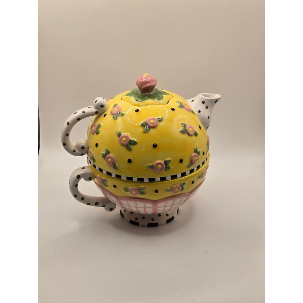 Vintage Mary Engelbreit Michel & Co Tea For One Light Crazing Inside Teacup